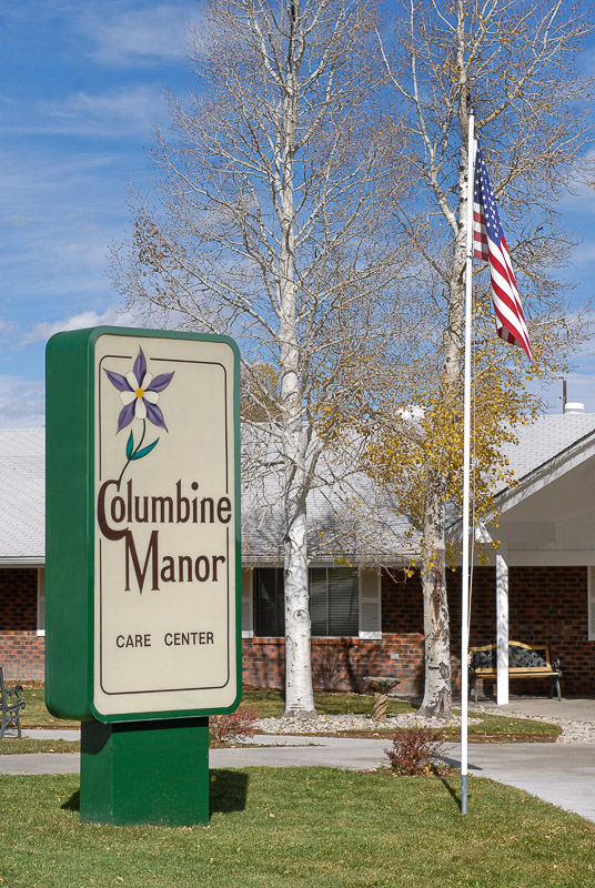 Columbine Manor Welcome Sign